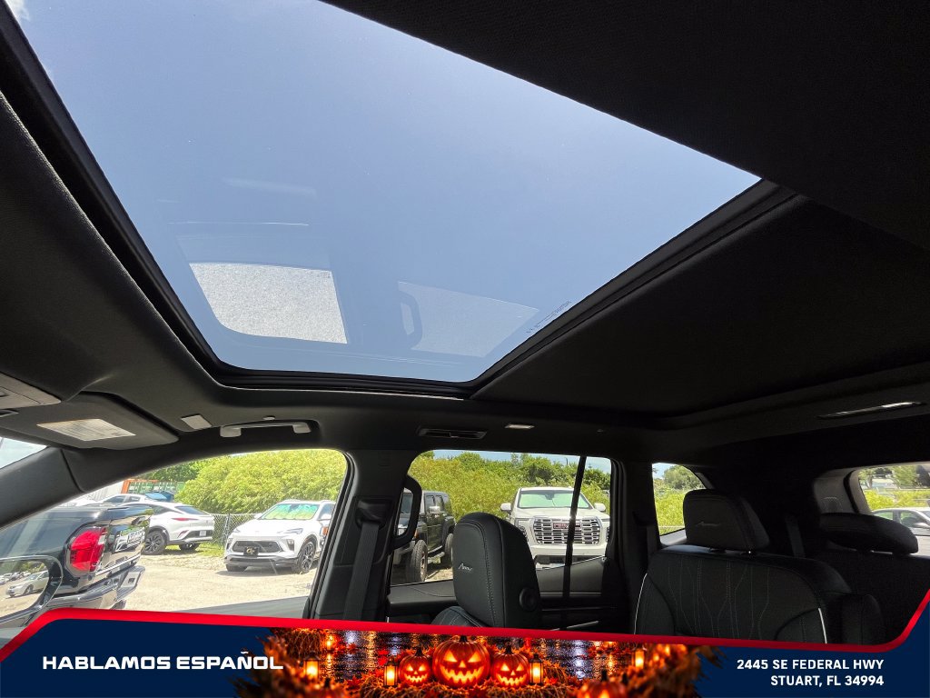 New 2026 Buick Enclave Avenir w/ Super Cruise Package AWD/4WD image 35