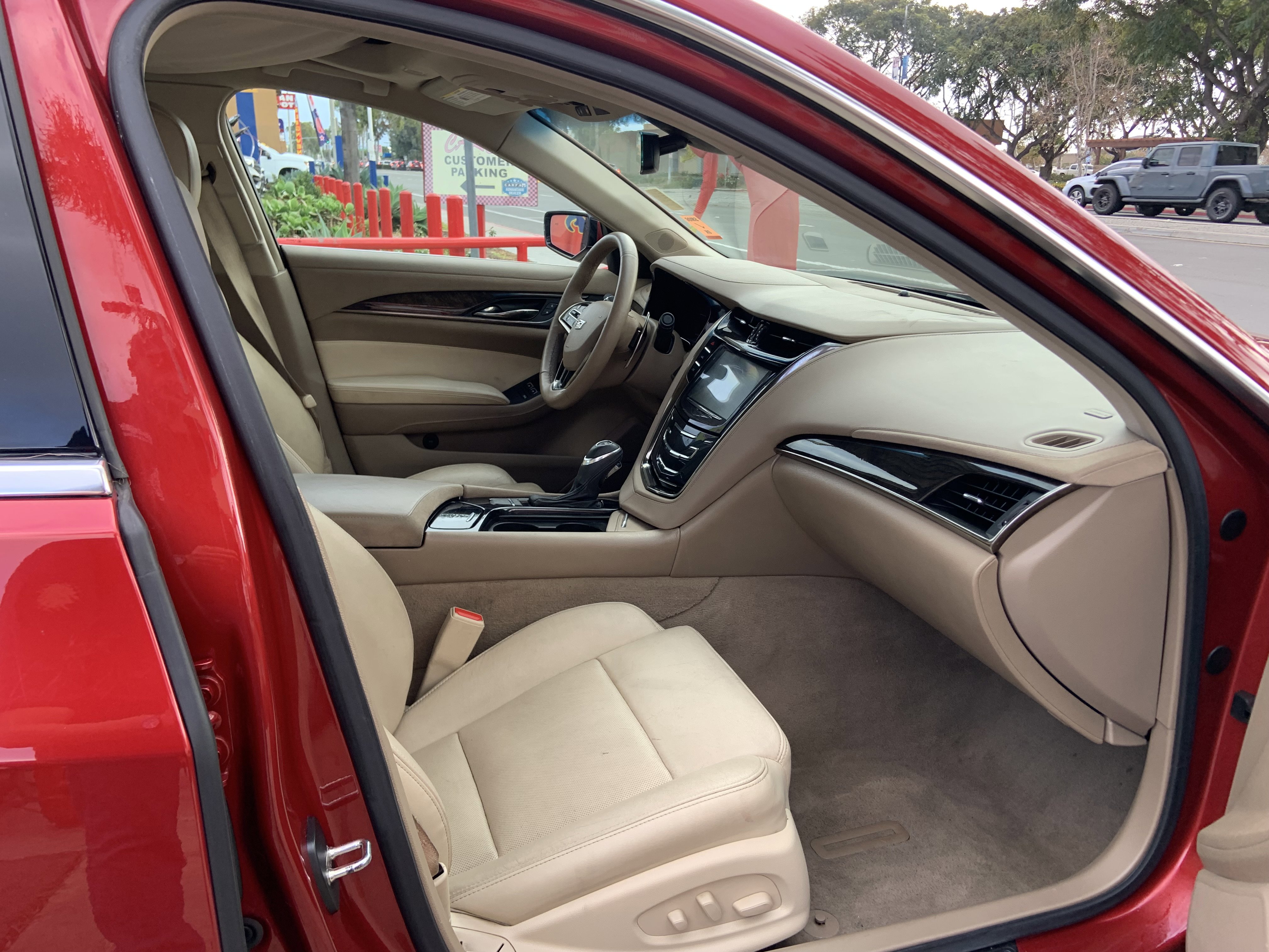 Used 2016 Cadillac CTS Luxury image 10