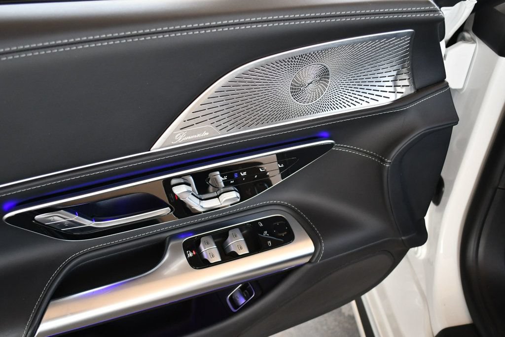 Used 2024 Mercedes-Benz SL 55 AMG 4MATIC image 13