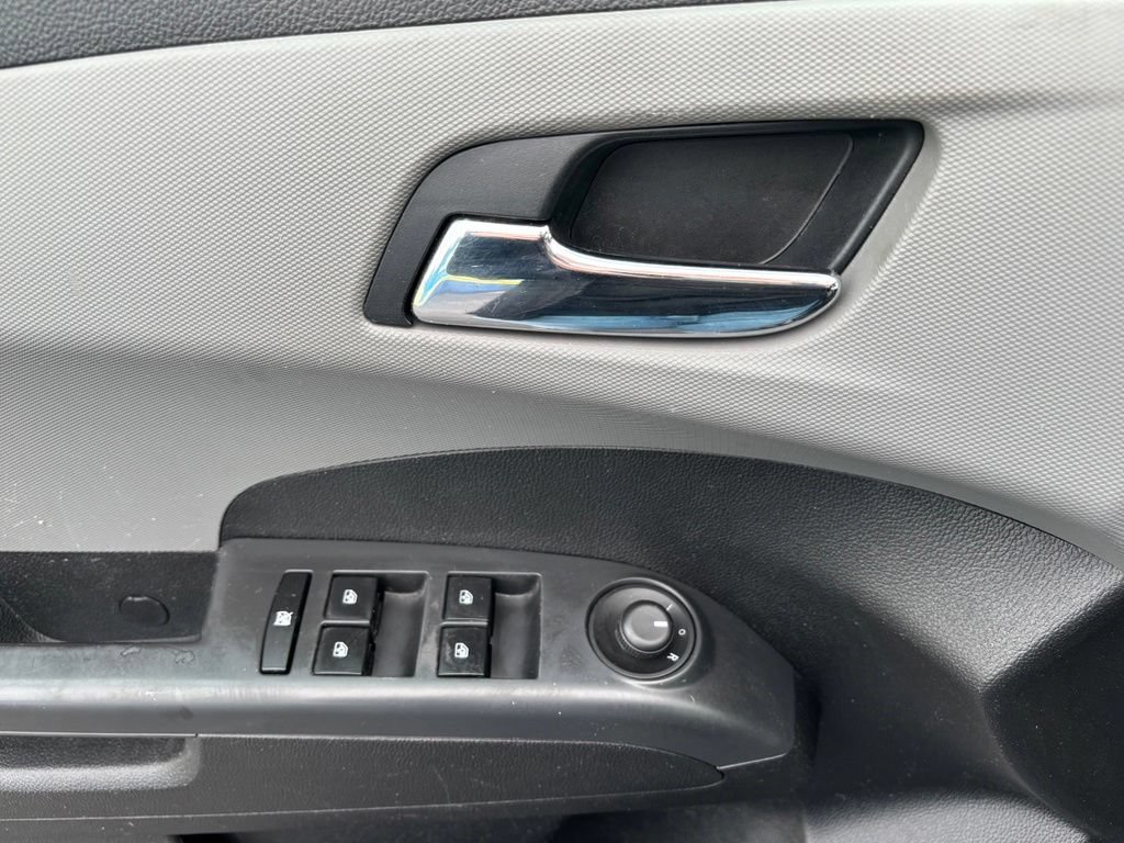 Used 2012 Chevrolet Sonic LTZ FWD image 13