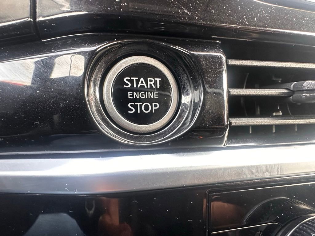 Used 2022 Nissan Pathfinder SL image 21