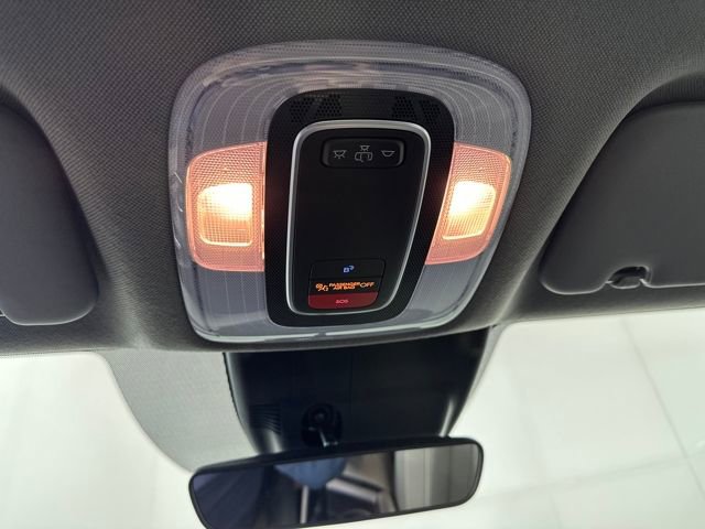 Certified 2024 Hyundai Elantra SEL image 24