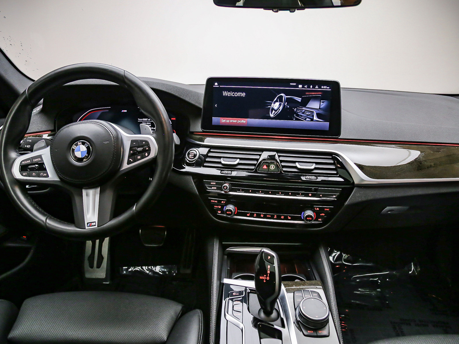 Used 2023 BMW 540i w/ M Sport Package RWD image 12