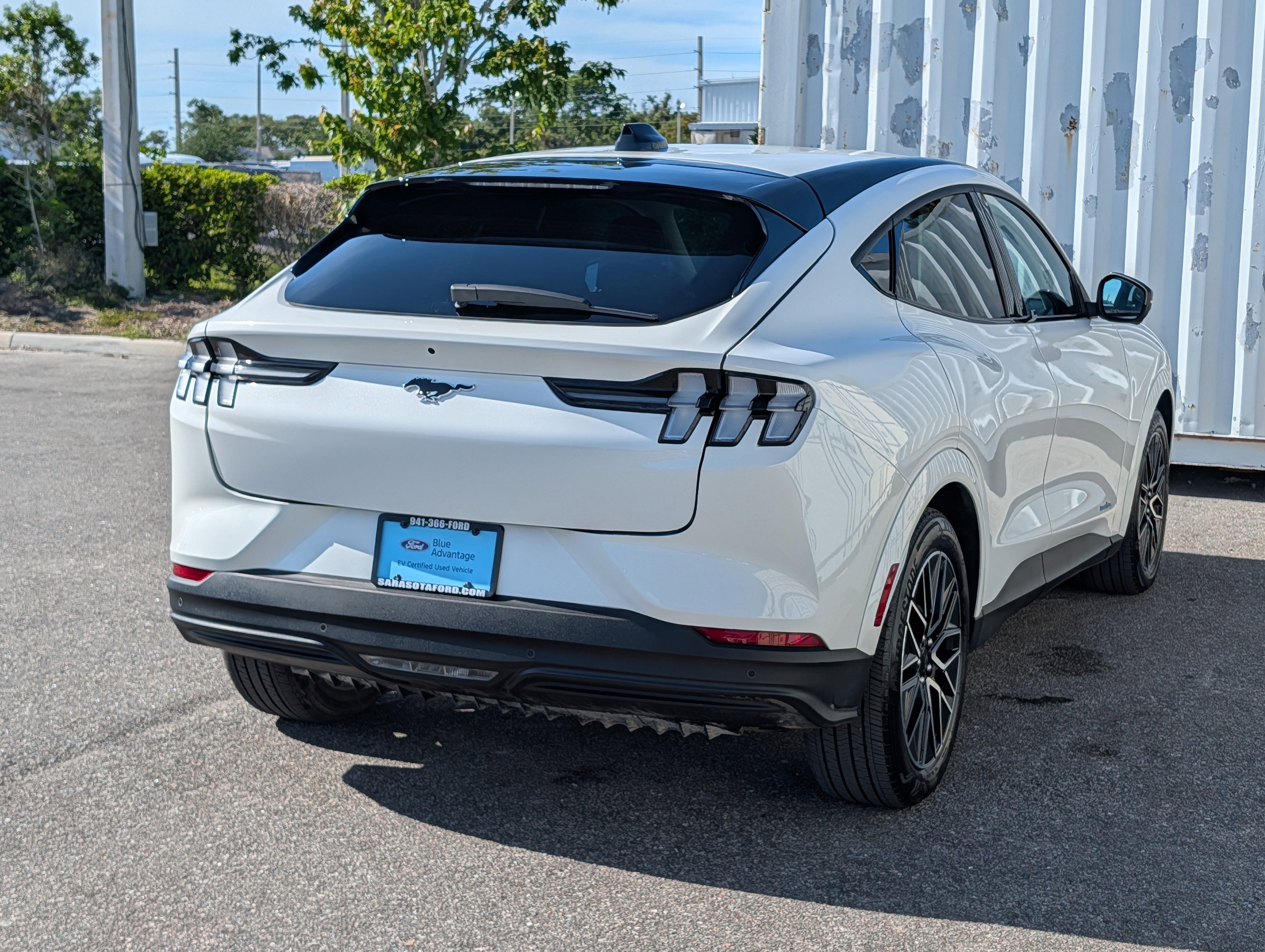 Used 2025 Ford Mustang Mach-E Premium image 4