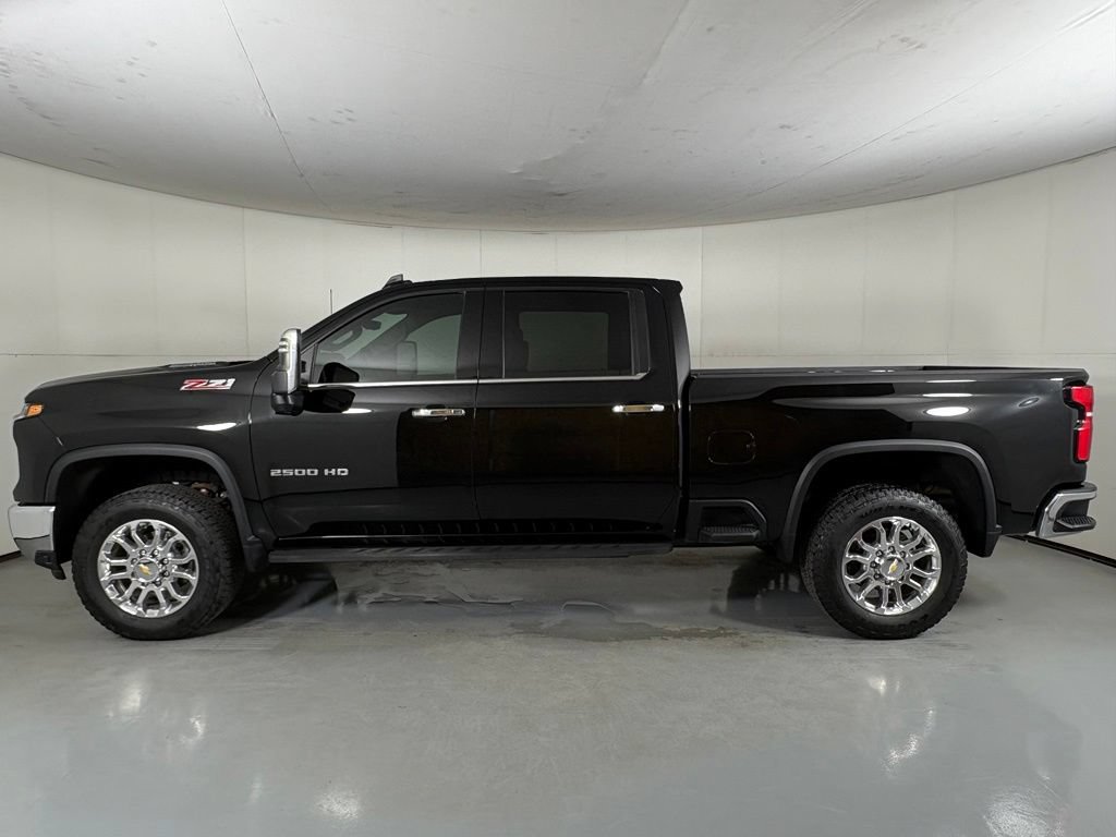 Certified 2025 Chevrolet Silverado 2500 LTZ w/ LTZ Premium Package AWD/4WD image 6