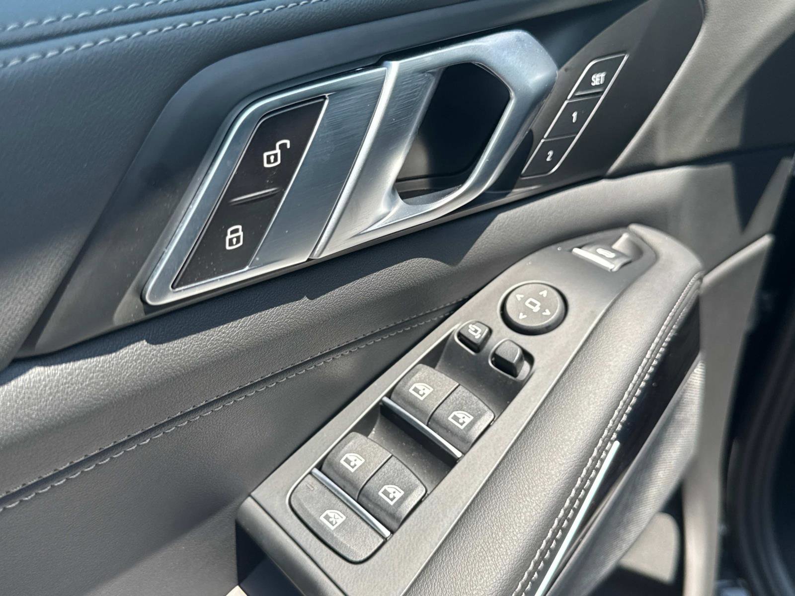 Certified 2025 BMW X5 xDrive40i w/ M Sport Package image 17