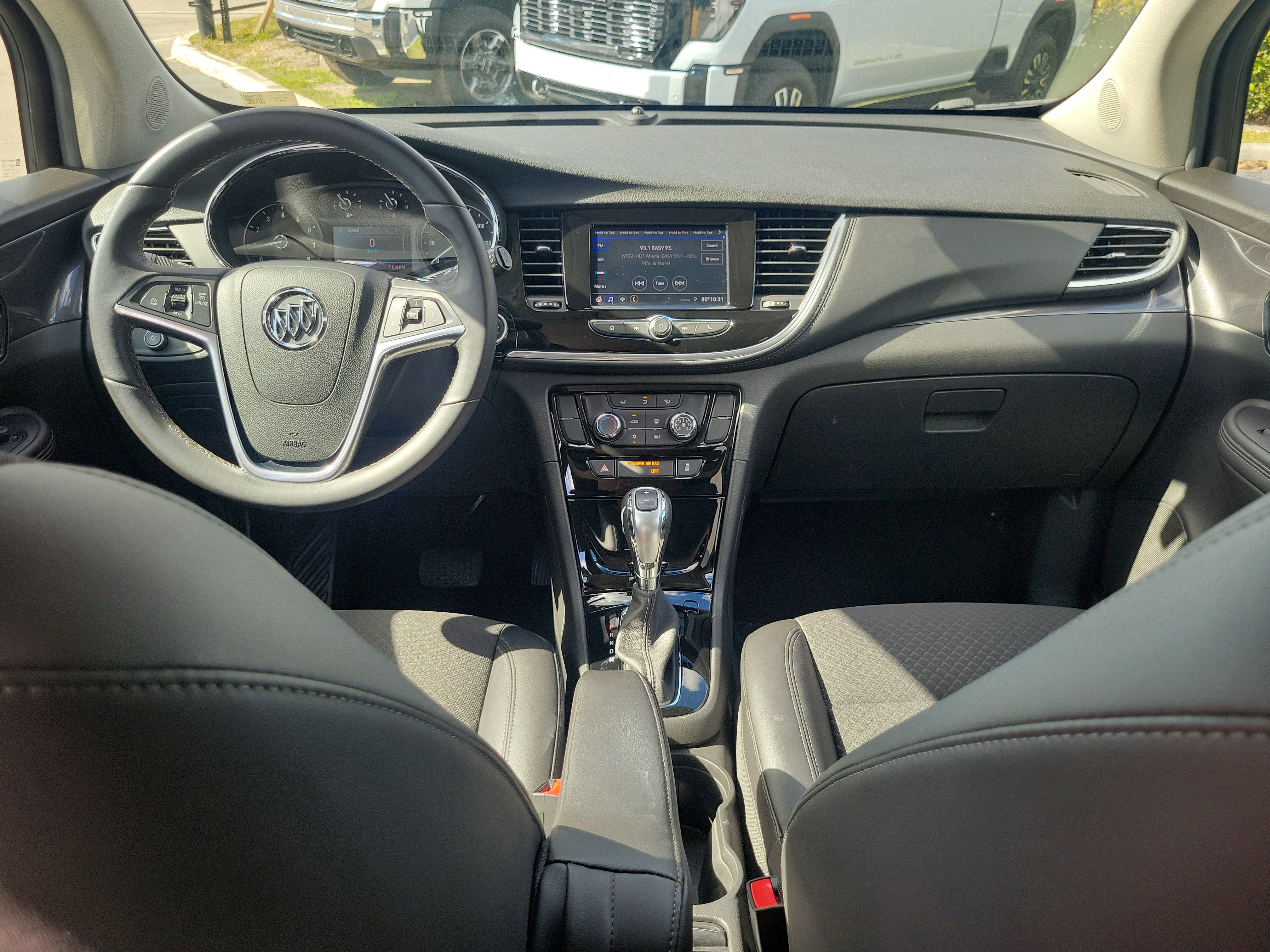Used 2022 Buick Encore Preferred w/ Safety Package image 17