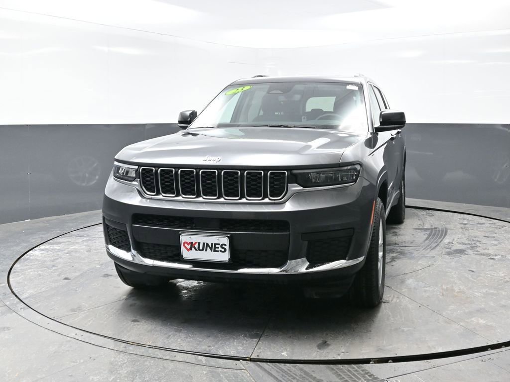 Used 2023 Jeep Grand Cherokee L Laredo image 8