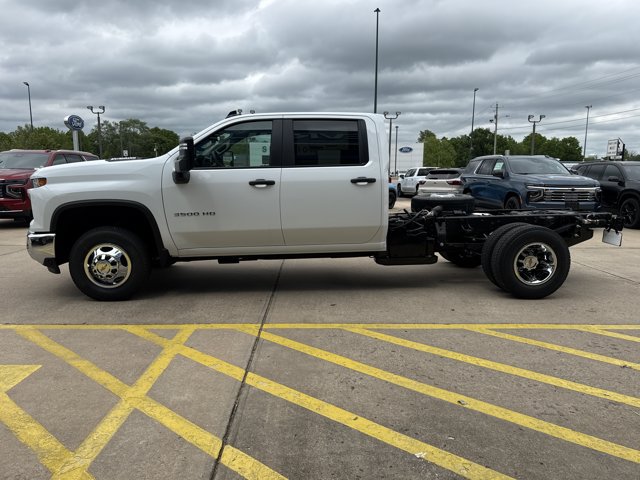 New 2026 Chevrolet Silverado 3500 W/T w/ WT Convenience Package AWD/4WD image 9