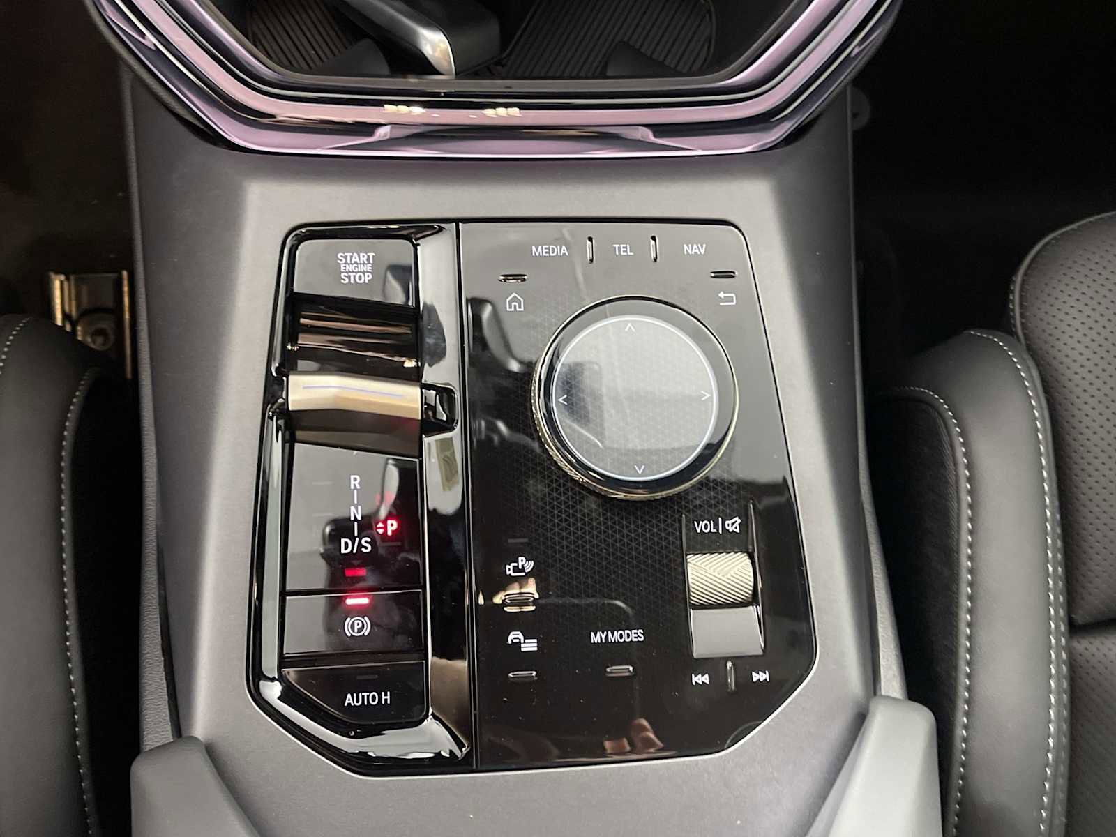 Certified 2025 BMW X3 xDrive30i w/ Convenience Package image 15