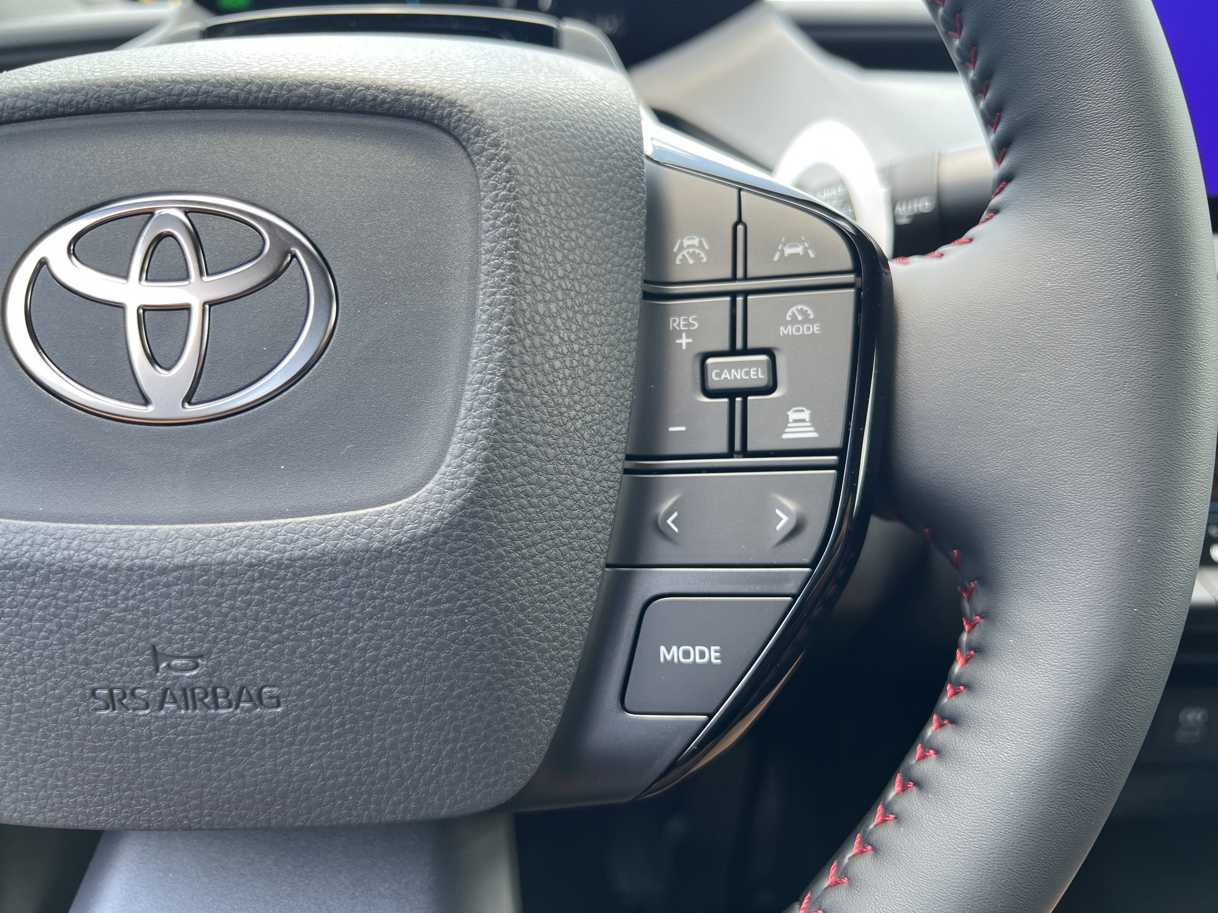 New 2026 Toyota Prius Plug-In Hybrid FWD image 16