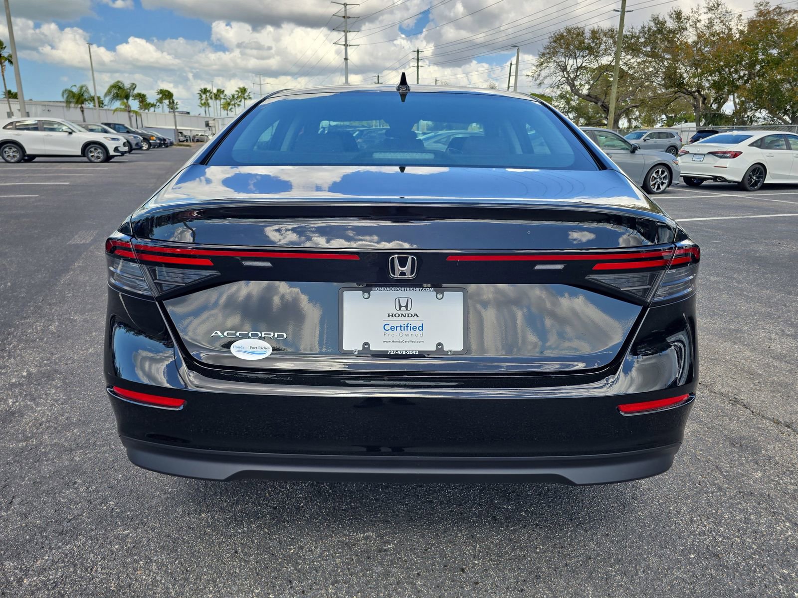 Certified 2025 Honda Accord LX image 5