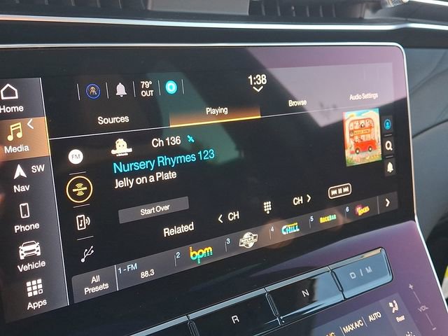 Used 2025 Maserati Grecale Modena image 17