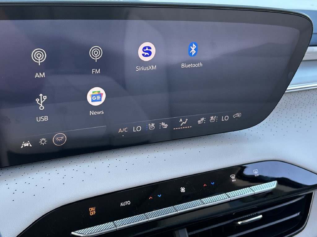 New 2026 Buick Enclave Avenir w/ Super Cruise Package FWD image 13