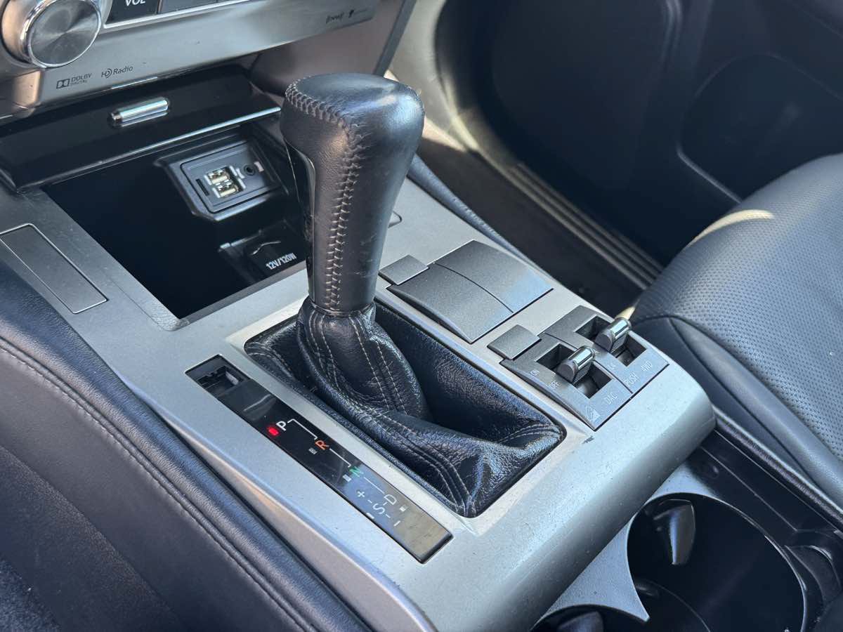 Used 2014 Lexus GX 460 AWD/4WD image 23