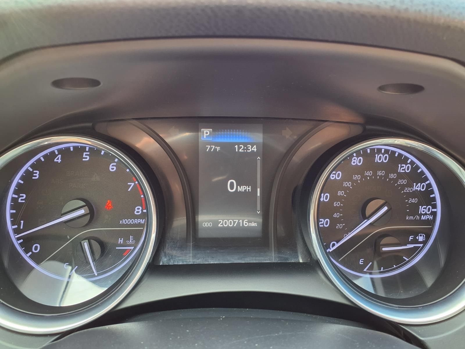 Used 2019 Toyota Camry SE FWD image 19