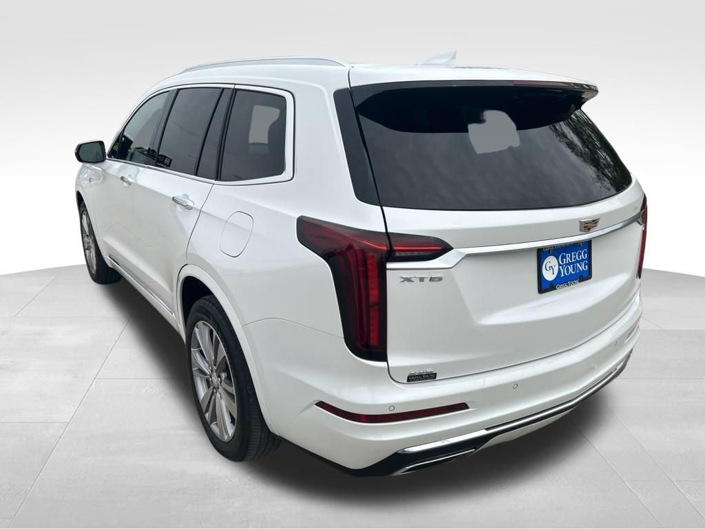 Used 2023 Cadillac XT6 Premium Luxury AWD/4WD image 4