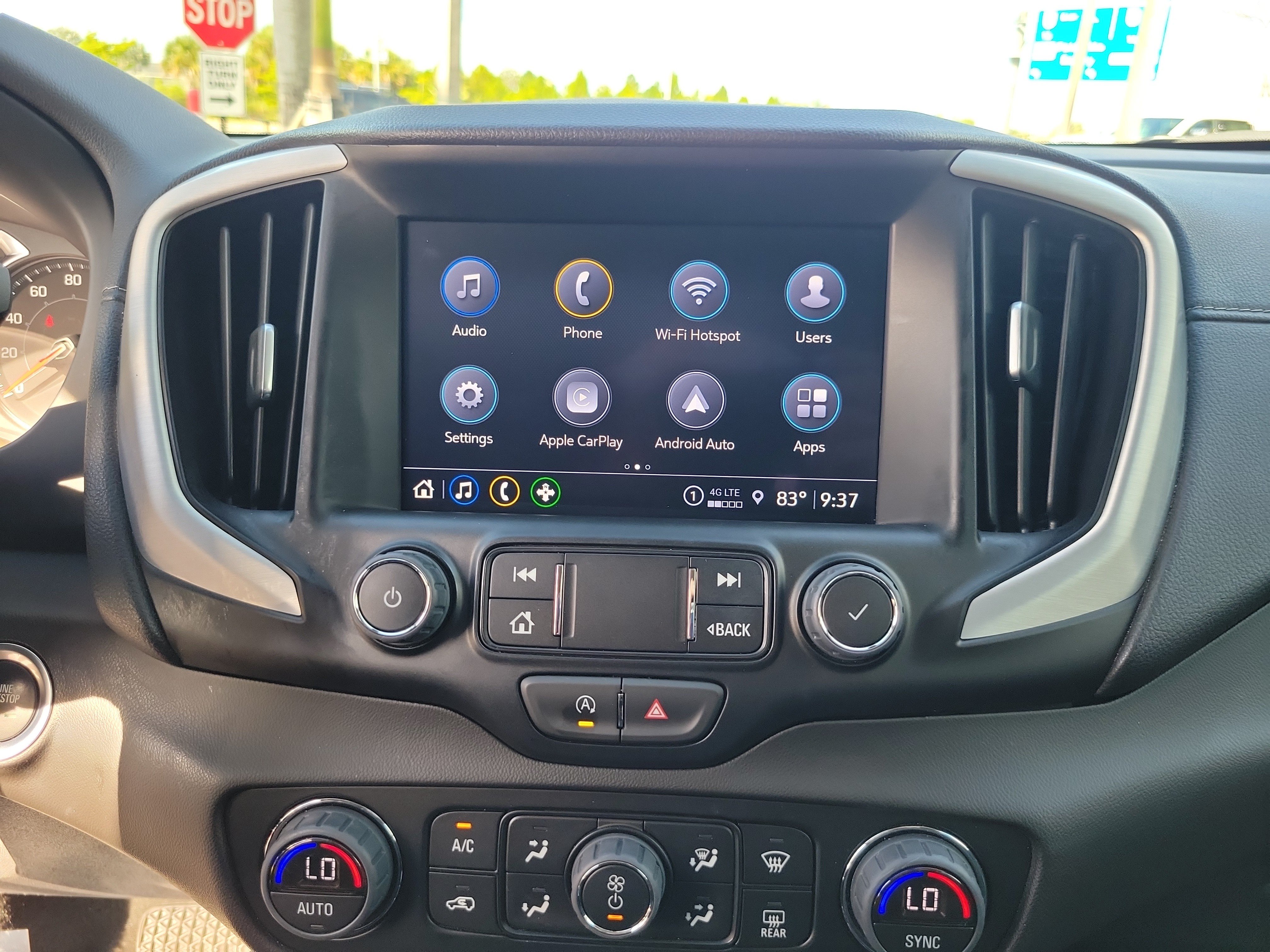 Used 2024 GMC Terrain SLT FWD image 20