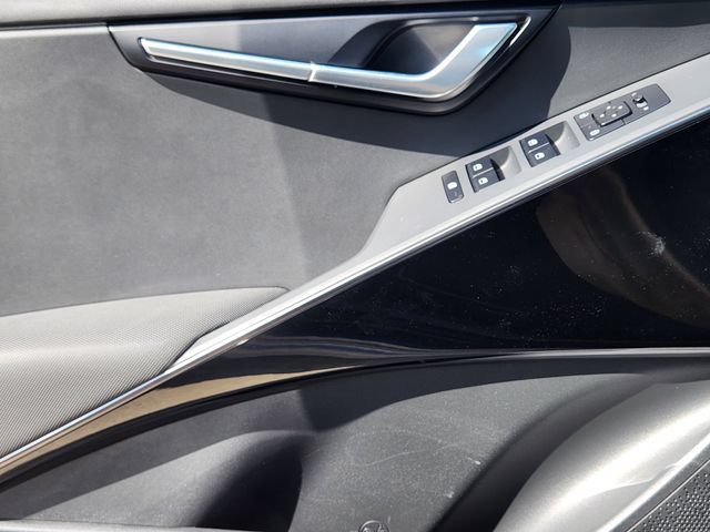 Certified 2024 Kia Niro Wind FWD image 24