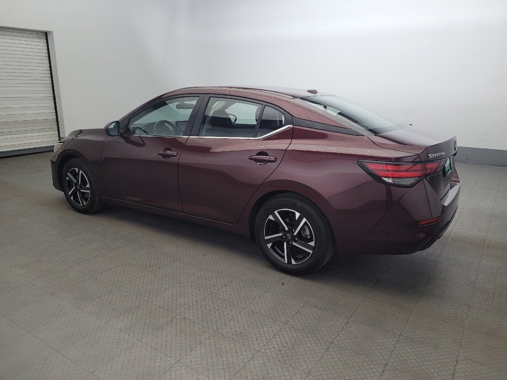 Used 2025 Nissan Sentra SV image 3