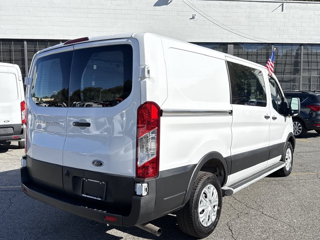 Used 2025 Ford Transit 250 Low Roof w/ Exterior Upgrade Package RWD image 4