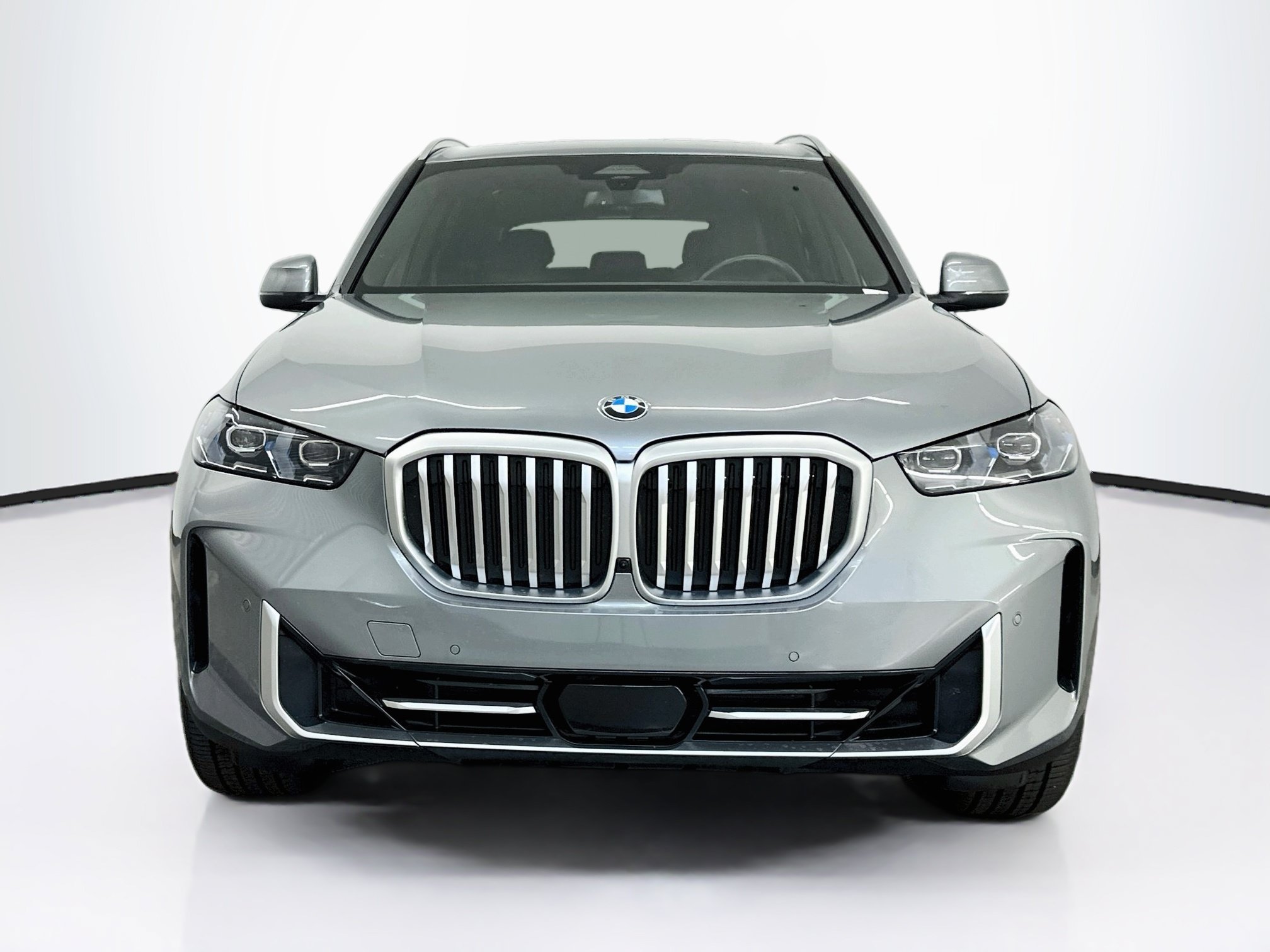Used 2026 BMW X5 xDrive40i AWD/4WD image 2