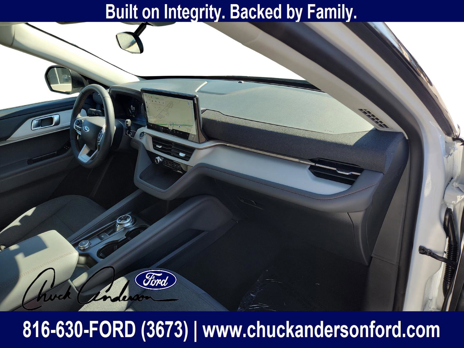 New 2026 Ford Explorer Active AWD/4WD image 26
