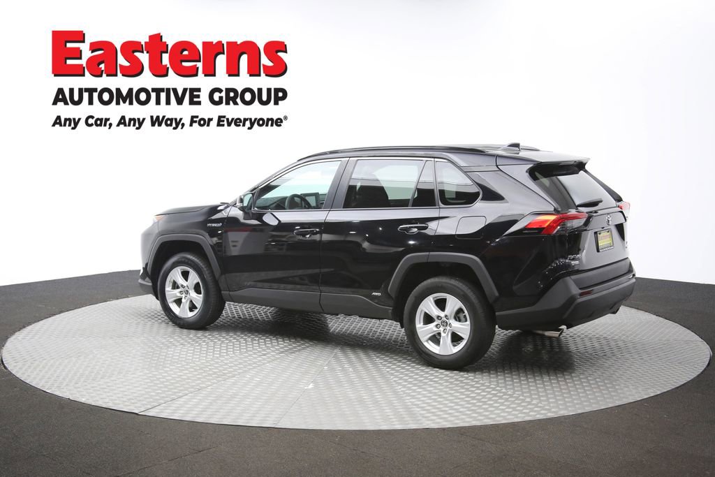 Used 2021 Toyota RAV4 LE image 61