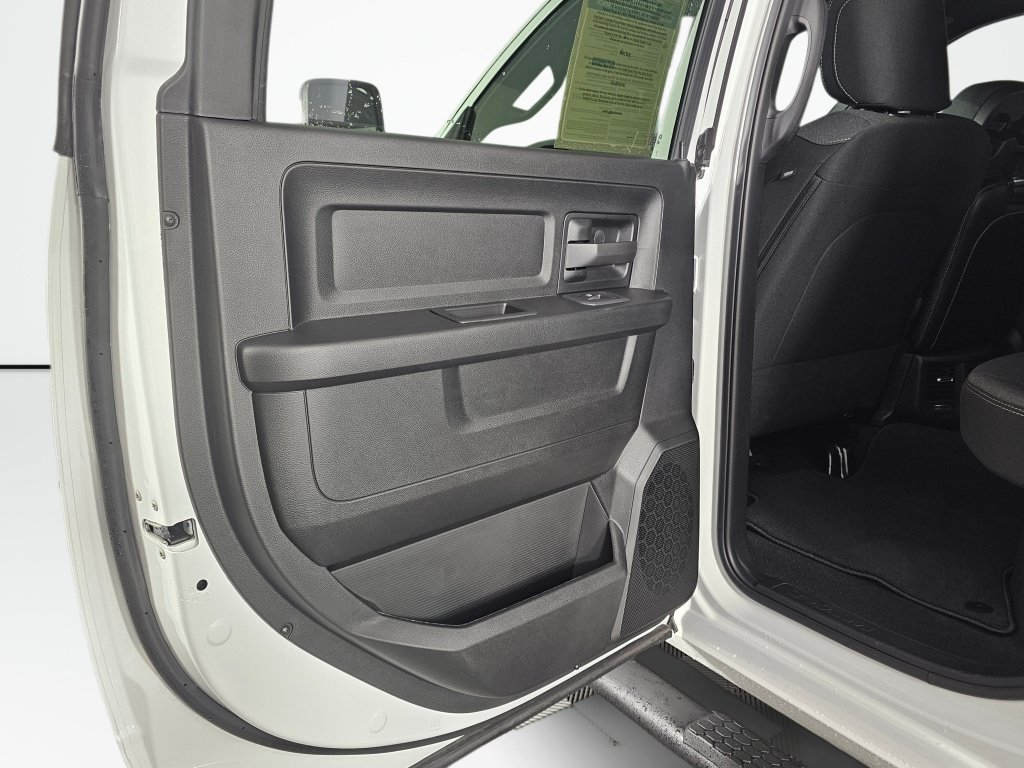 New 2026 RAM 3500 Tradesman AWD/4WD image 32