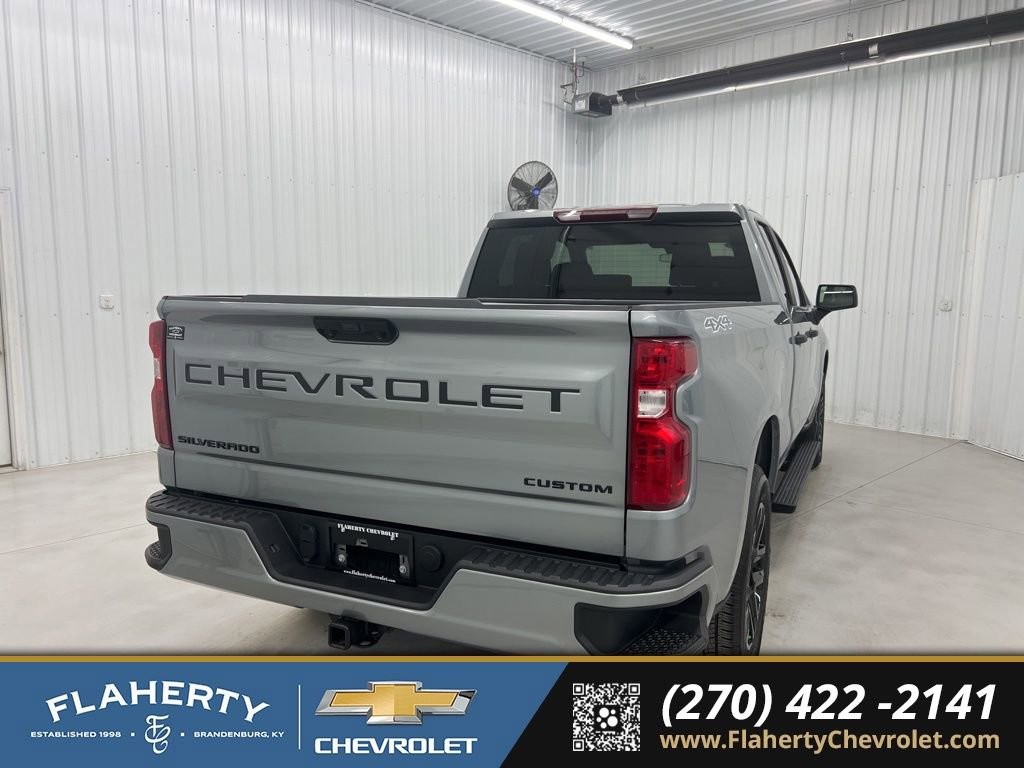 Used 2025 Chevrolet Silverado 1500 Custom w/ LPO, Dark Essentials Package image 3