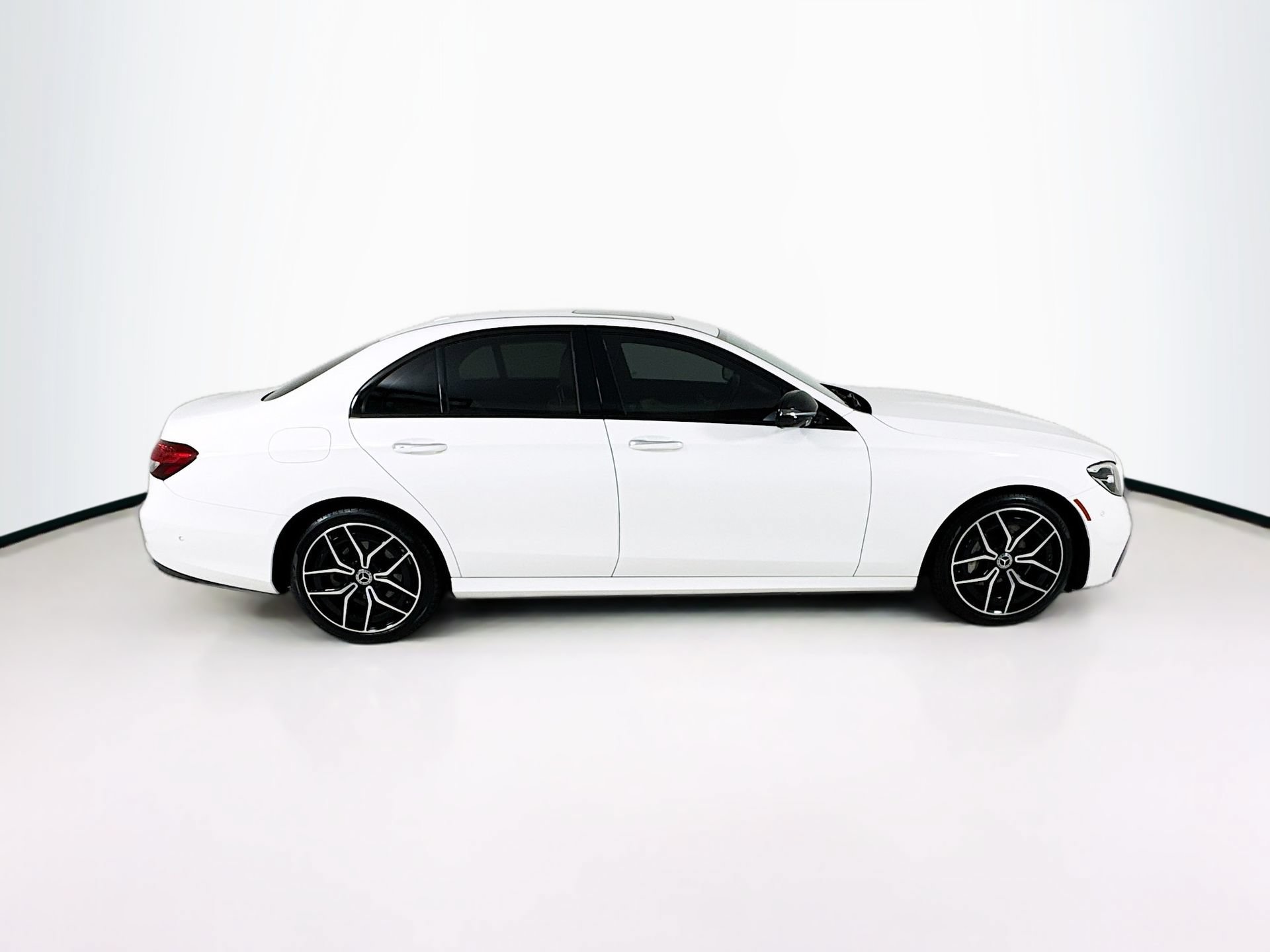Certified 2022 Mercedes-Benz E 350 Sedan image 9