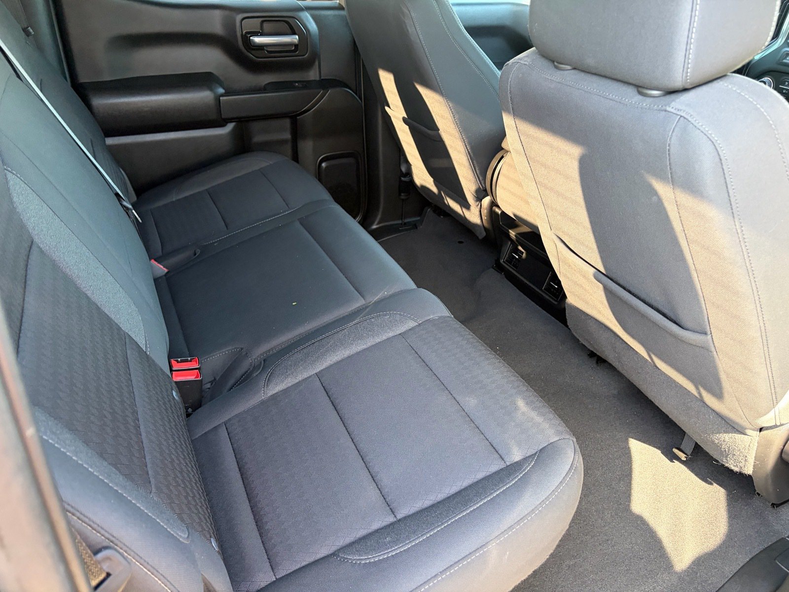 Used 2022 Chevrolet Silverado 1500 Custom w/ LPO, Dark Essentials Package RWD image 28