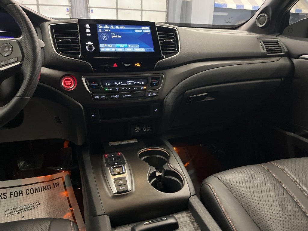 Used 2022 Honda Passport TrailSport image 22