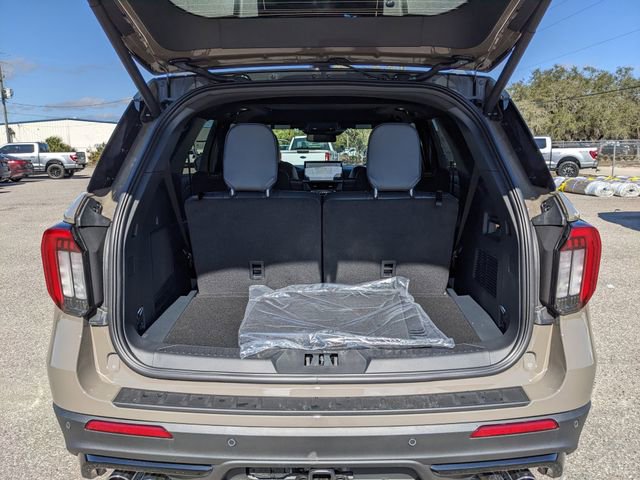 New 2026 Ford Explorer ST w/ Sun And Sound Package image 12