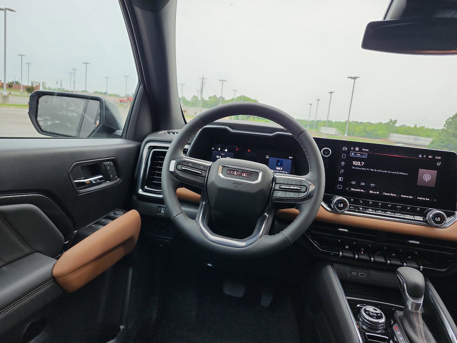 New 2025 GMC Canyon AT4 w/ Nightfall Edition image 9