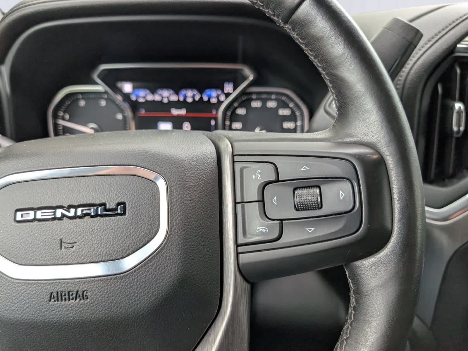 Used 2020 GMC Sierra 3500 Denali w/ Technology Package AWD/4WD image 24