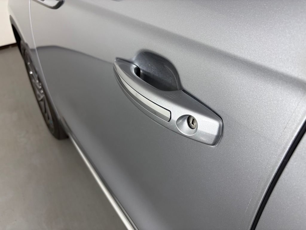 Used 2020 Lincoln Nautilus Reserve FWD image 12