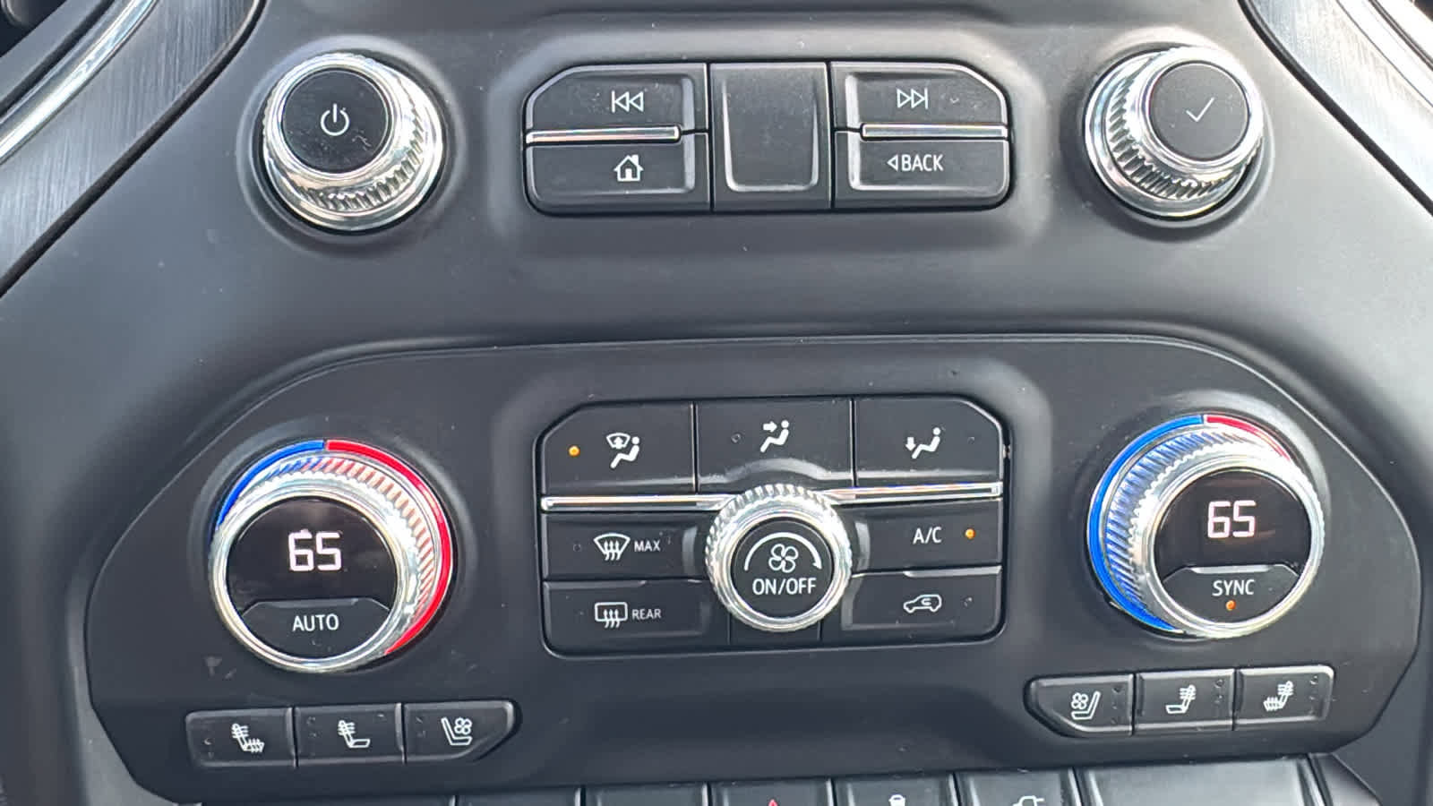 Certified 2021 GMC Sierra 1500 AT4 AWD/4WD image 18