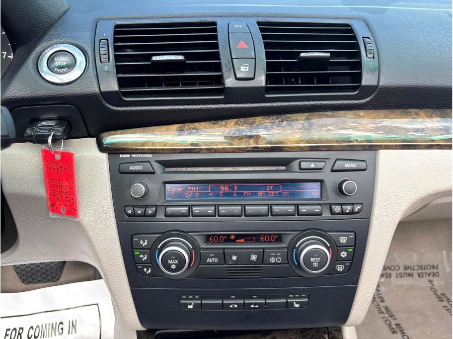 Used 2008 BMW 135i Convertible image 15