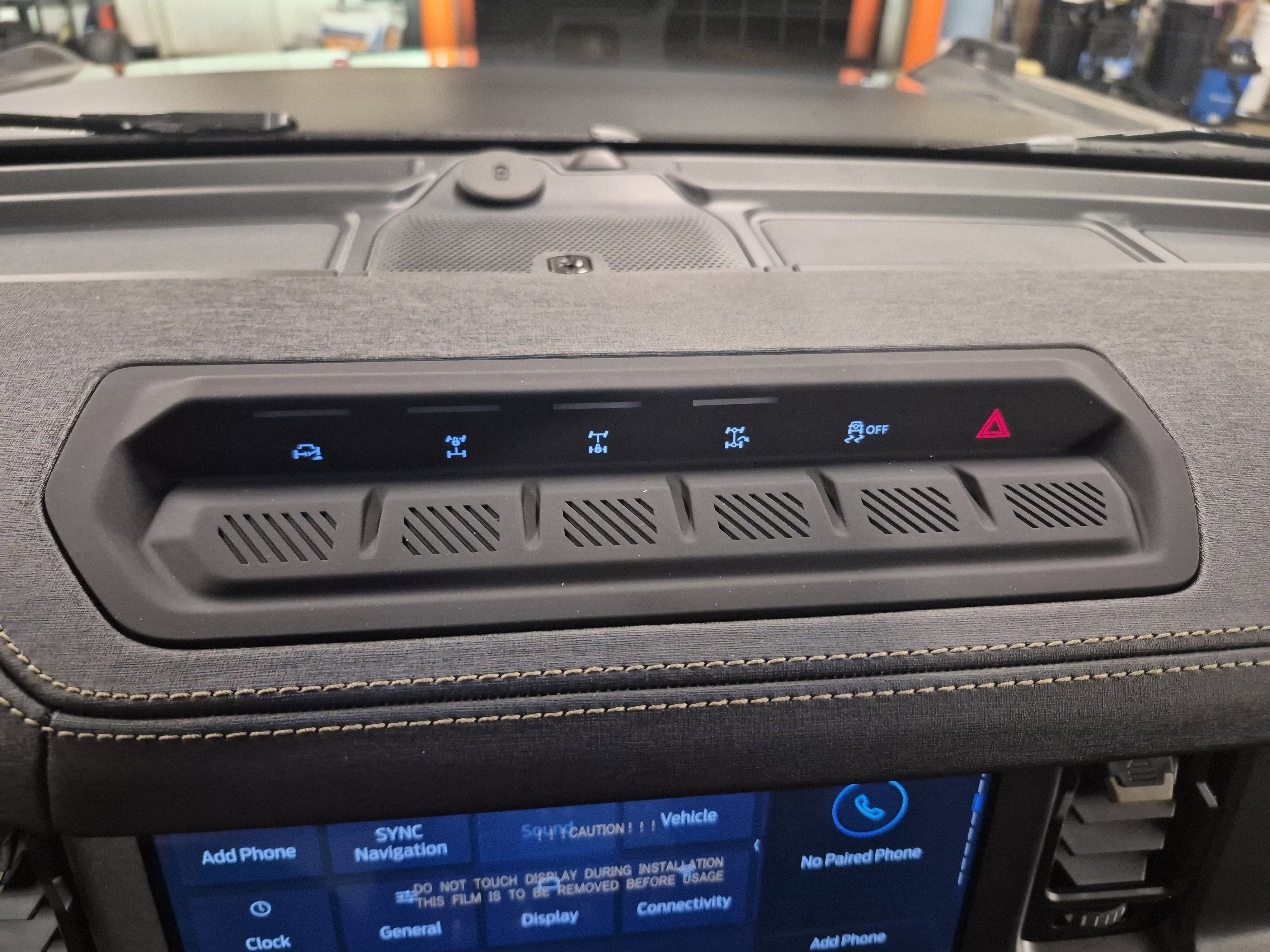 New 2025 Ford Bronco Badlands image 33