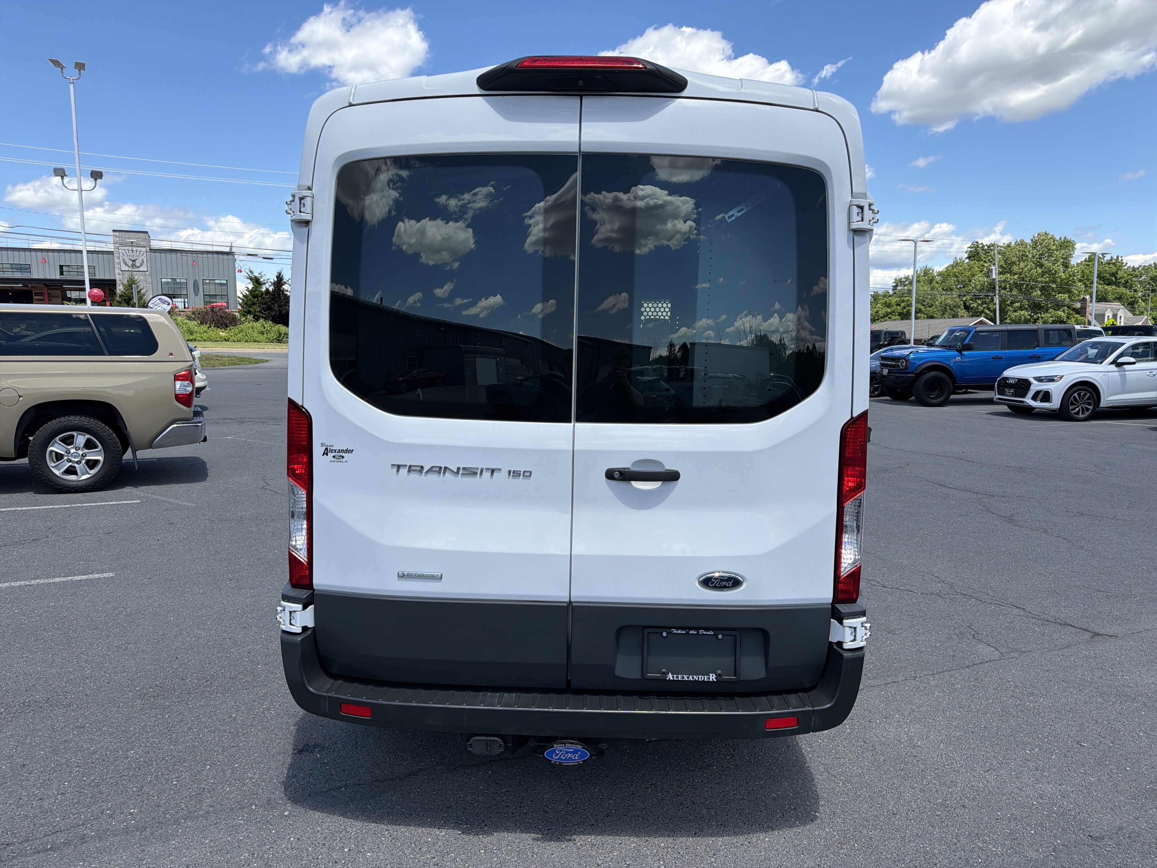 Used 2018 Ford Transit 150 130 Medium Roof RWD image 4