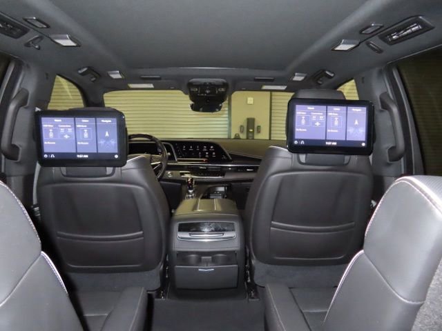 Used 2021 Cadillac Escalade Sport w/ Driver Assist Tech Package image 31