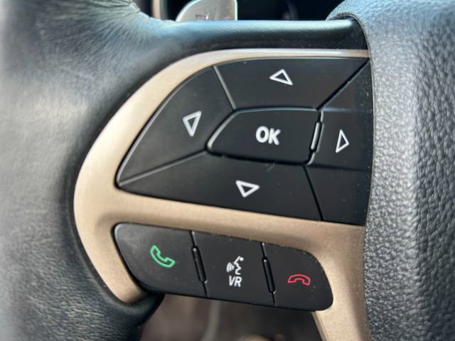 Used 2017 Jeep Grand Cherokee Limited image 19