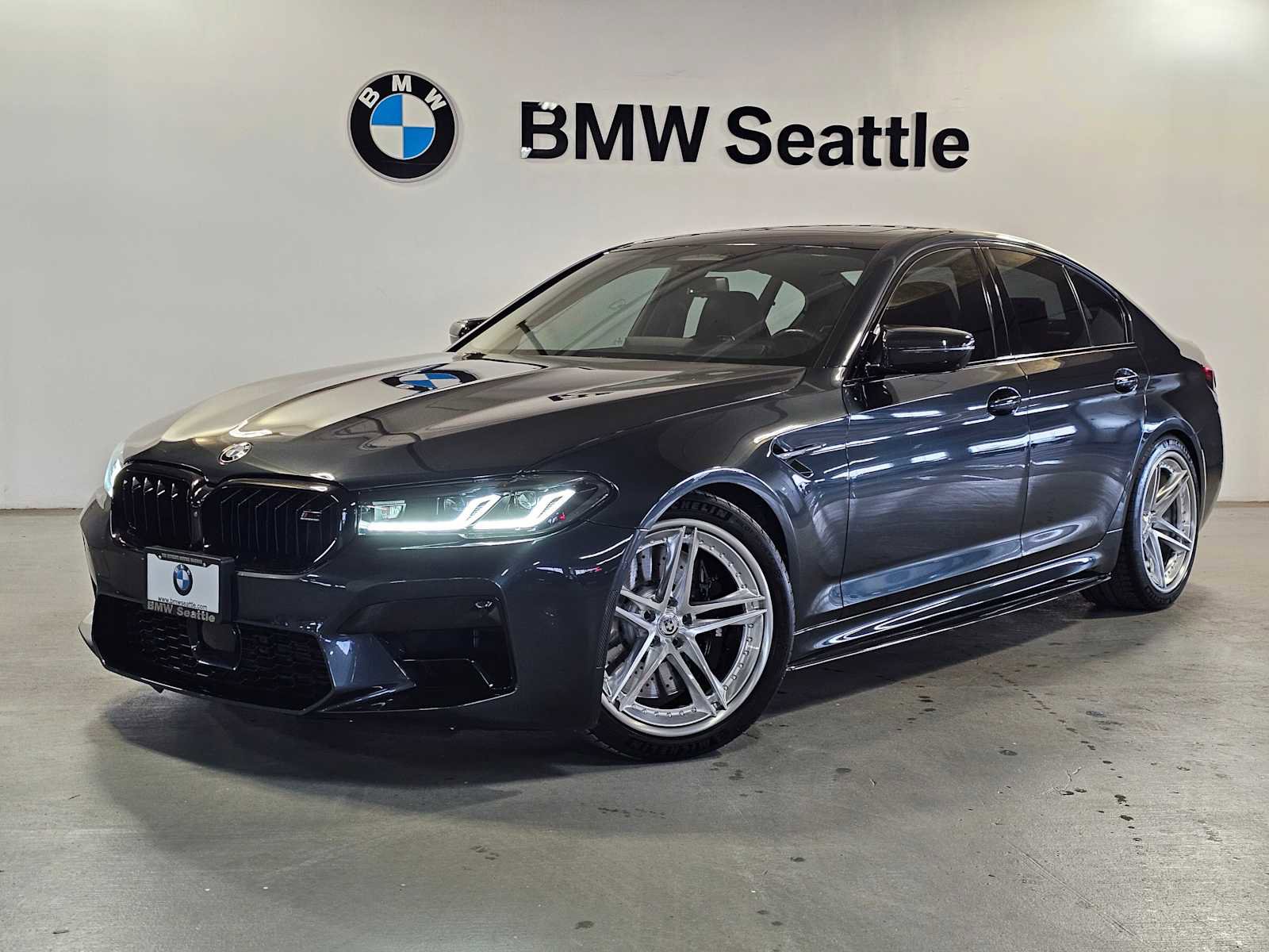 Used 2021 BMW M5 w/ Competition Package image 1