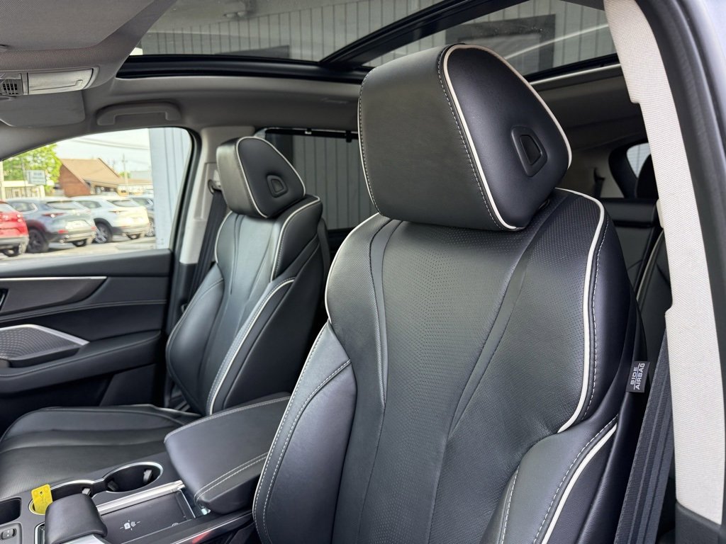 Used 2022 Acura MDX SH-AWD w/ Advance Package image 9