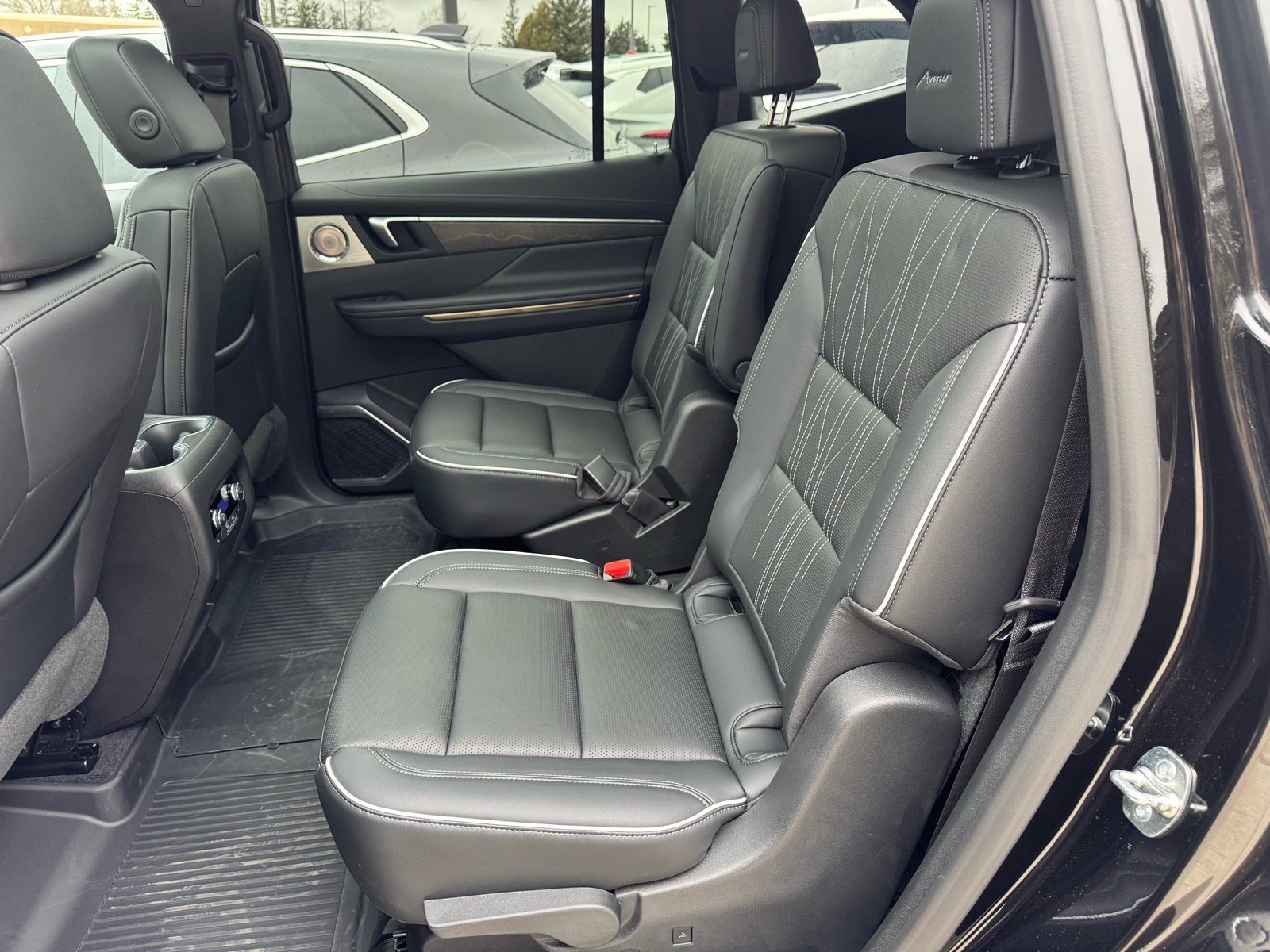 Used 2026 Buick Enclave Avenir w/ Super Cruise Package image 15