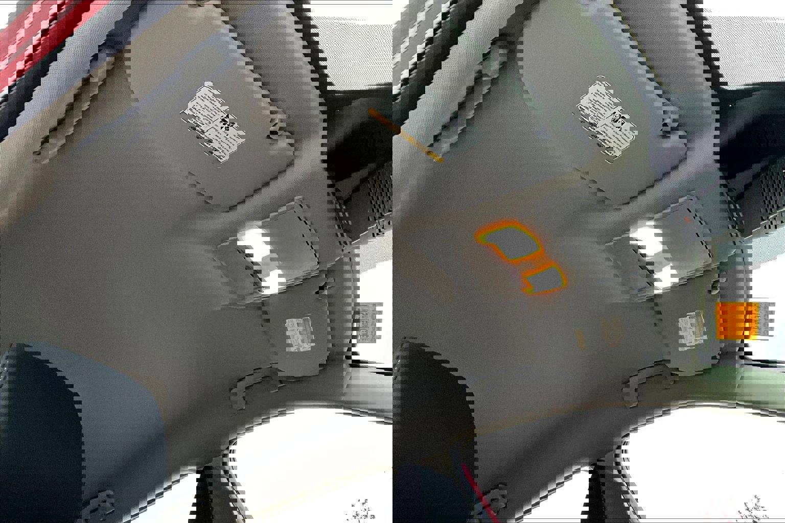 Used 2024 Nissan Rogue S image 29