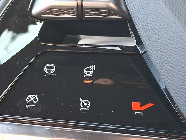 New 2026 Cadillac Vistiq Premium Luxury AWD/4WD image 13