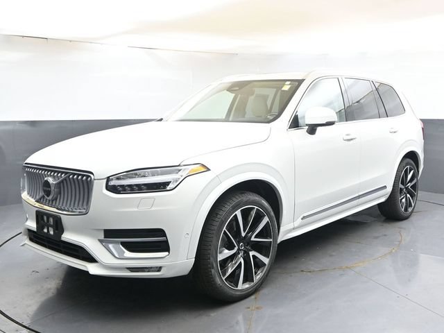 Used 2025 Volvo XC90 B5 Plus w/ Protection Package Premier