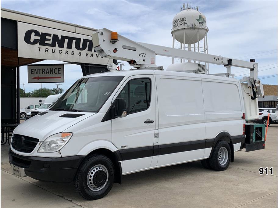 Used 2012 Mercedes-Benz Sprinter 3500 w/ High Idle Fixed Pkg image 3
